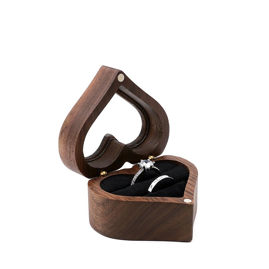 主图-06 Walnut Heart Shape Ring Box - Image 1