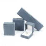 Scalloped Edge Velvet Jewelry Box - Image 6